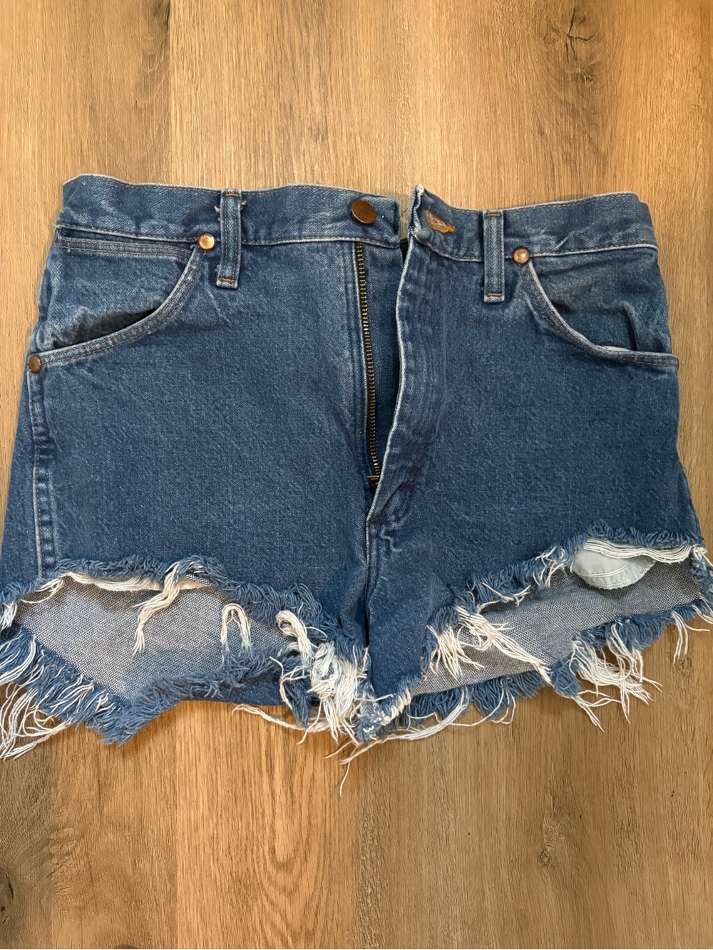 Wrangler Women Cut Off Shorts Size 30